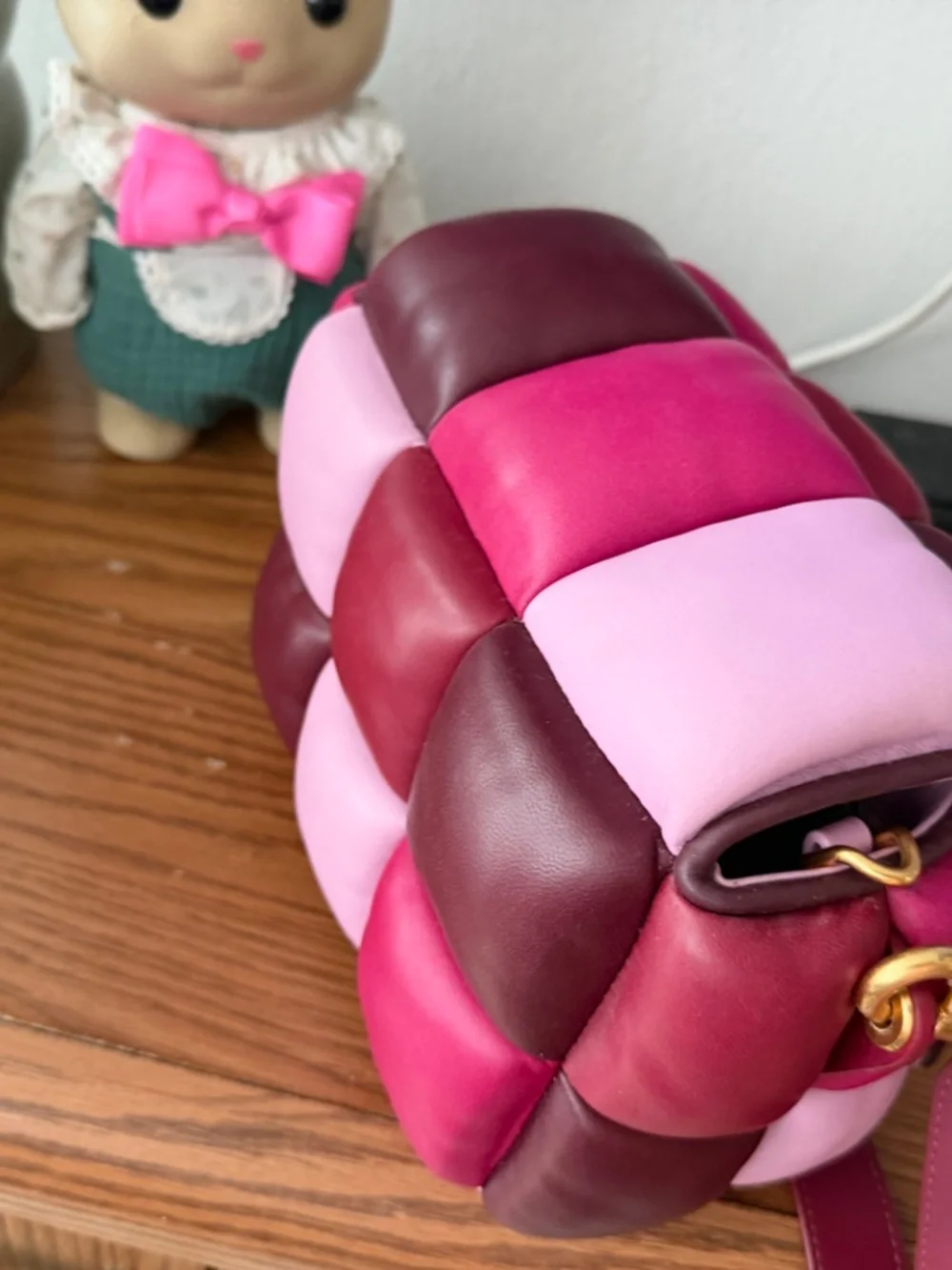 This Kate Spade New York Boxxy 3D Leather
